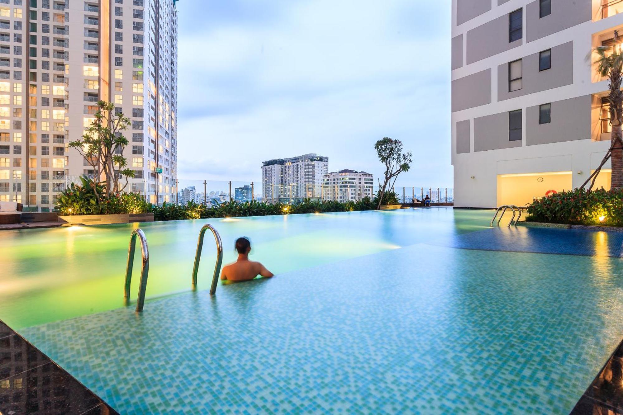 Saigon Banhada - Rivergate - Infinity Pool Cidade de Ho Chi Minh Exterior foto